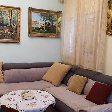 Apartment Diva Deluxe Podstrana Luaran gambar