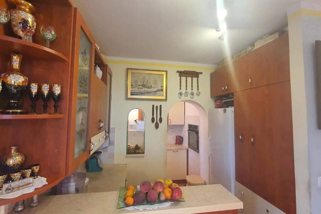 Apartment Diva Deluxe Podstrana Luaran gambar