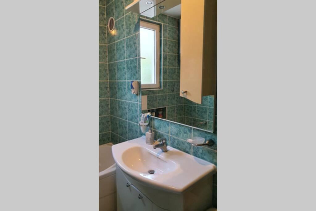 Apartment Diva Deluxe Podstrana Luaran gambar